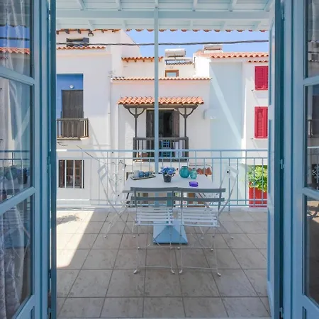 Deja Blue Maisonette Holiday home